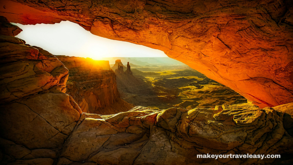 5. Utah’s National Parks – Stunning Desert Landscapes in Full Bloom.
9 Beautiful Spring Destinations in the USA
