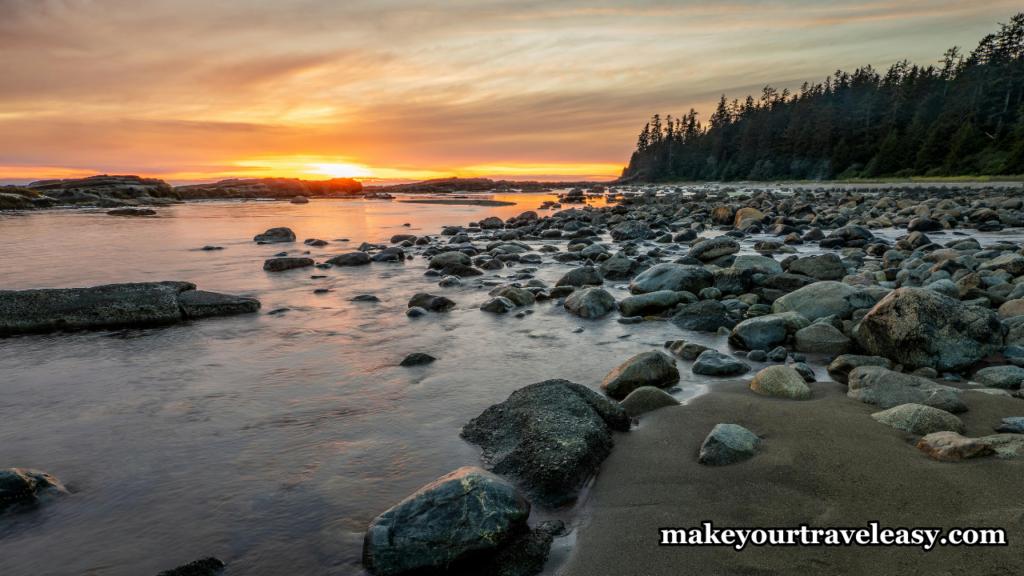 6. Wreck Beach (Vancouver, British Columbia - near the U.S. border) : Top 10 Nude beaches in USA